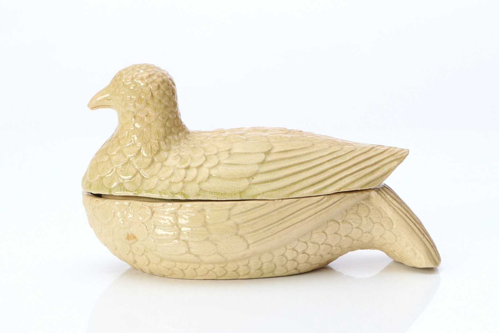 HÖGANÄS, SMÖRDUVA. Glaserad keramik. 1800-tal. Märkt undertill.