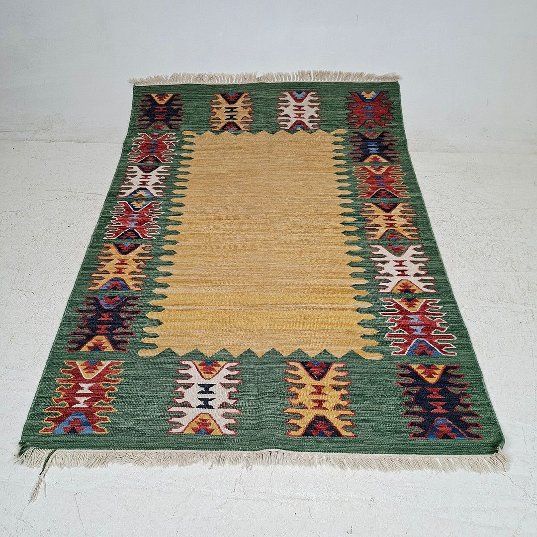 MATTA, röllakan/Kelim, ca. 197x139 cm.