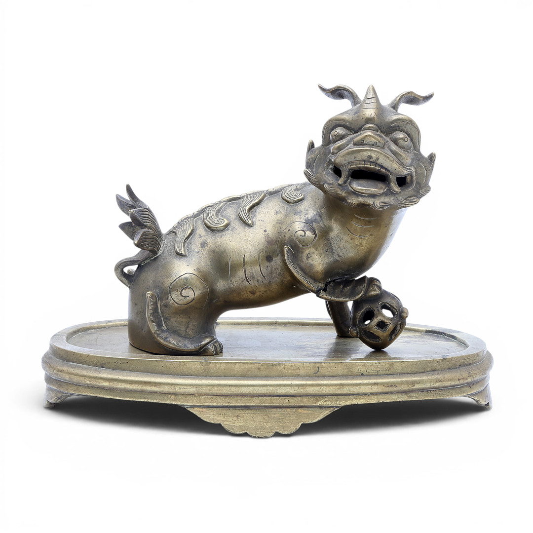 CHINESE SCHOOL, EARLY 20TH CENTURY. Foo dog.