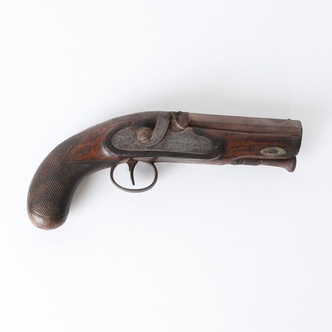 19TH CENTURY PERCUSSION CAP PISTOL . LOCK ENGRAVED WITH MAKER'S NAME: 'WOOD. &. SON.''.