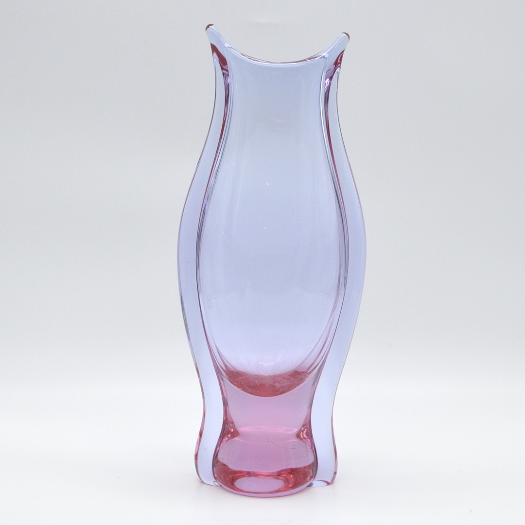 MIROSLAV KLINGER (1922-1999). DESIGNERVASE, ALEXANDRITGLAS, FÜR ŽELEZNÝ BROD GLASHÜTTE, HANDGEMACHT, TSCHECHIEN UM 1960ER.