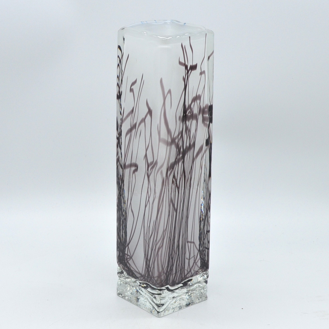 ALEŠ  VALNER. DESIGNERVASE, STUDIOGLAS, FÜR BERÁNEK, TSCHECHIEN, 1990, SIGNIERT UND DATIERT.