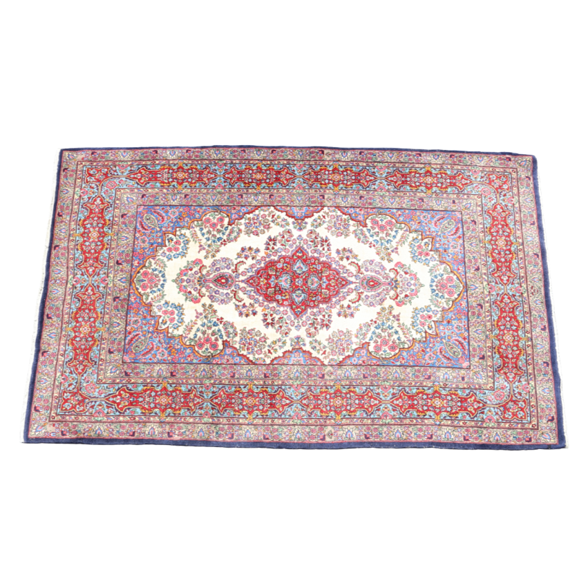 PERSIAN WOOL RUG.