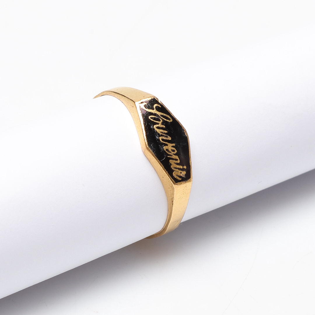 RING, 18K, Guld, vikt cirka 2,1 gram.