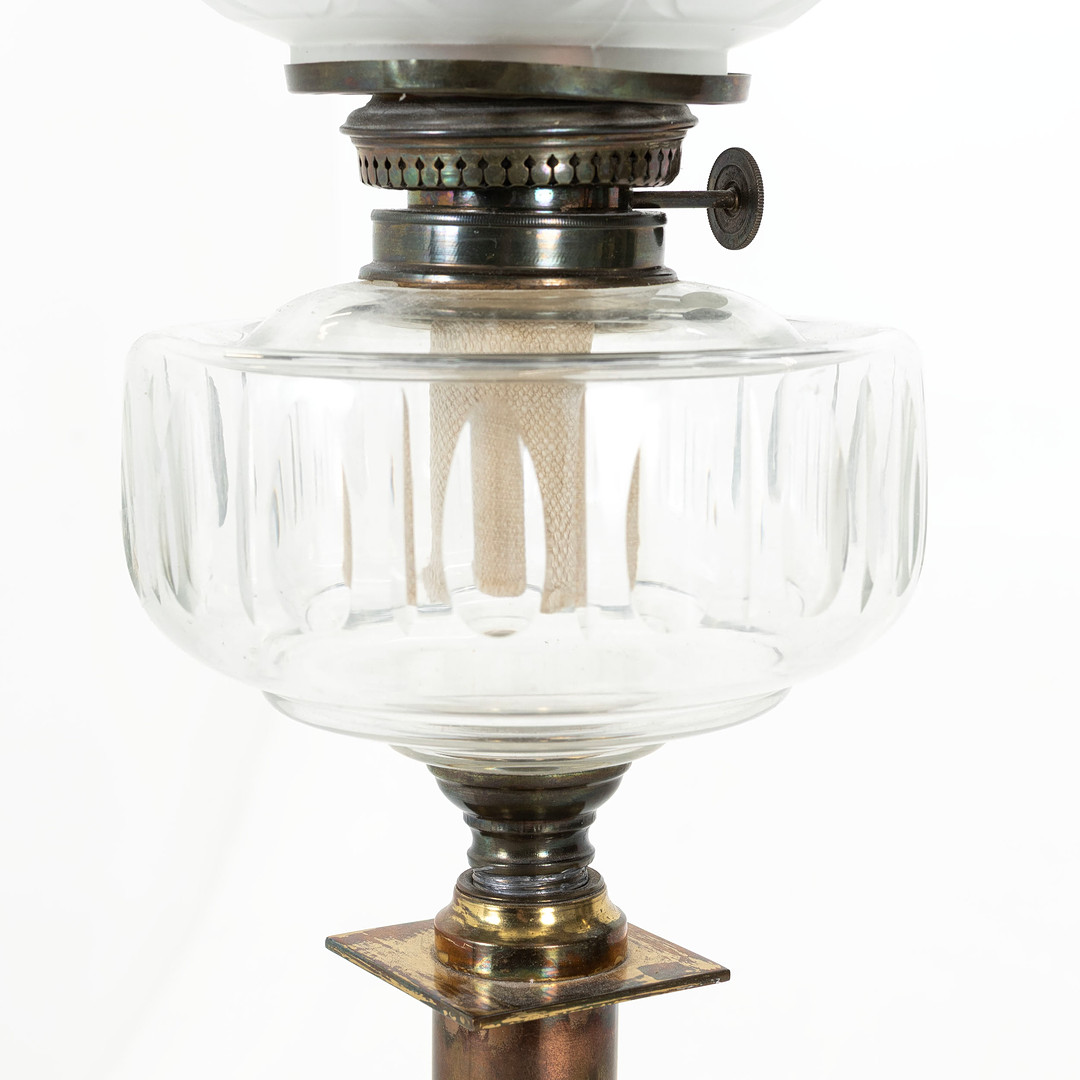 BORDSFOTOGENLAMPA, mässing, 1900-talets första hälft.