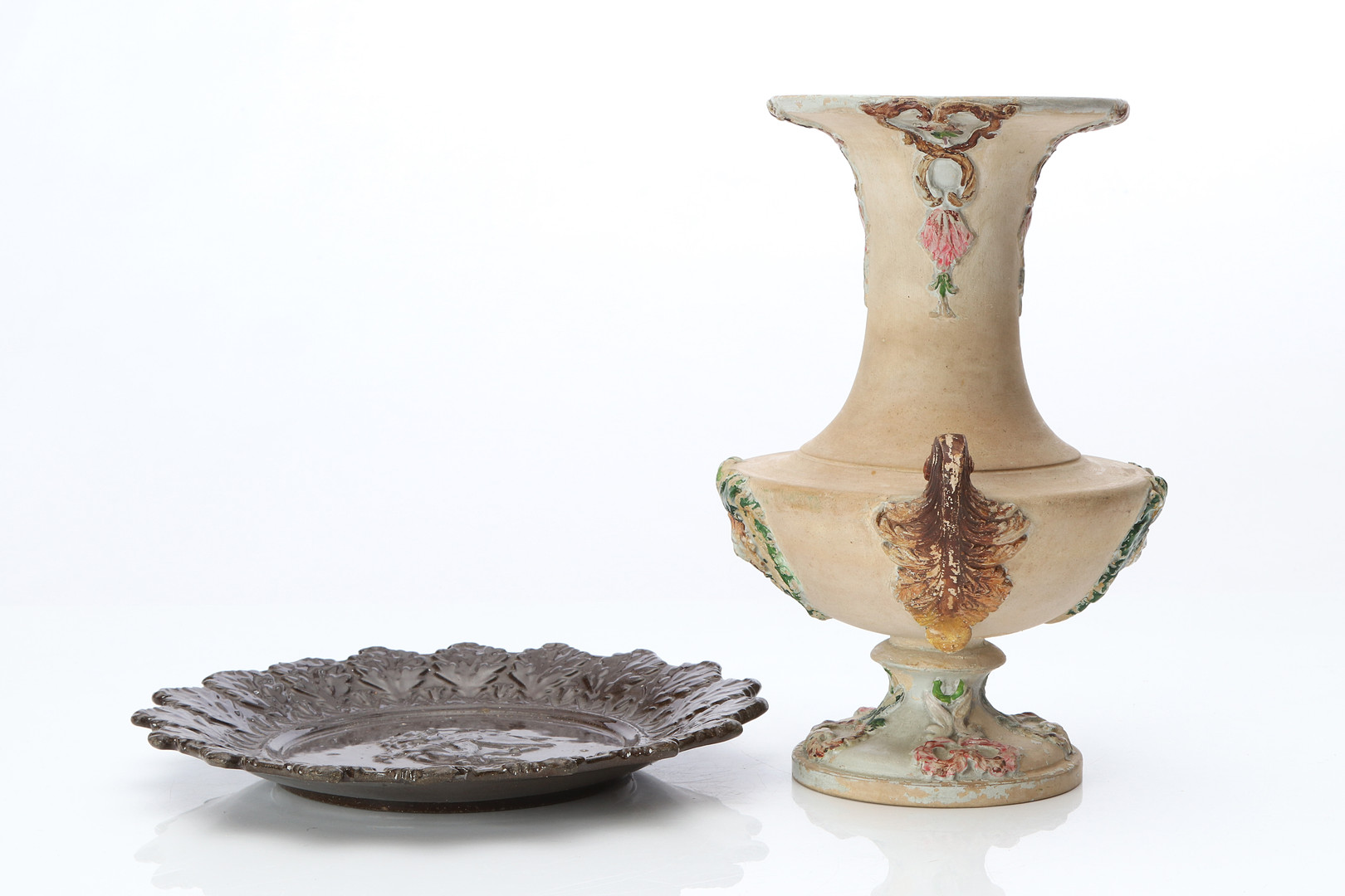 VAS OCH FAT, HÖGANÄS. Glaserad resp. bemålad keramik. 1800-tal.