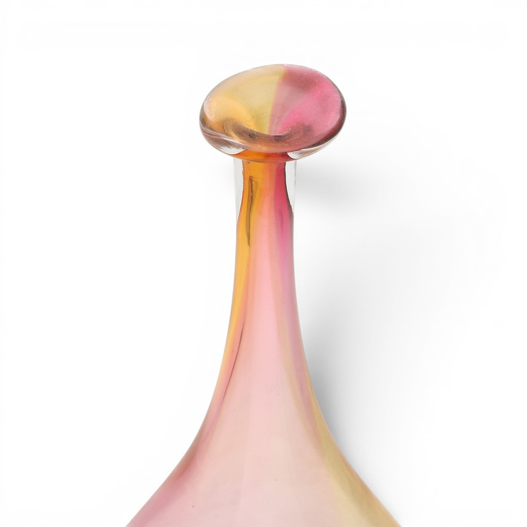 KJELL ENGMAN. "Fidji" vase in polychrome glass by Kosta Boda, 20th Century.