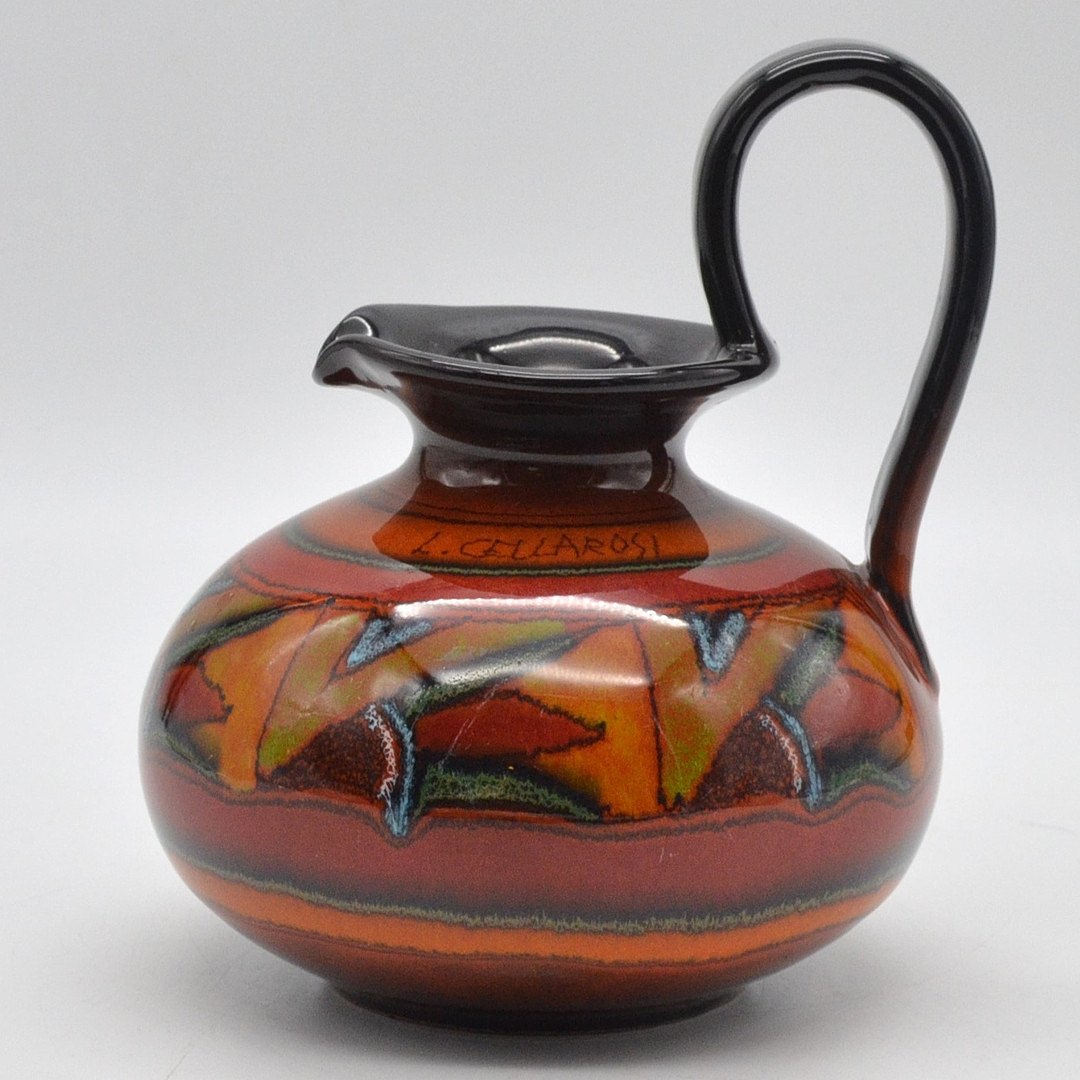 LIBERO CELLAROSI. DESIGNER KARAFFE, KERAMIK, DOPPELT SIGNIERT, ITALIEN, UM 1970ER.