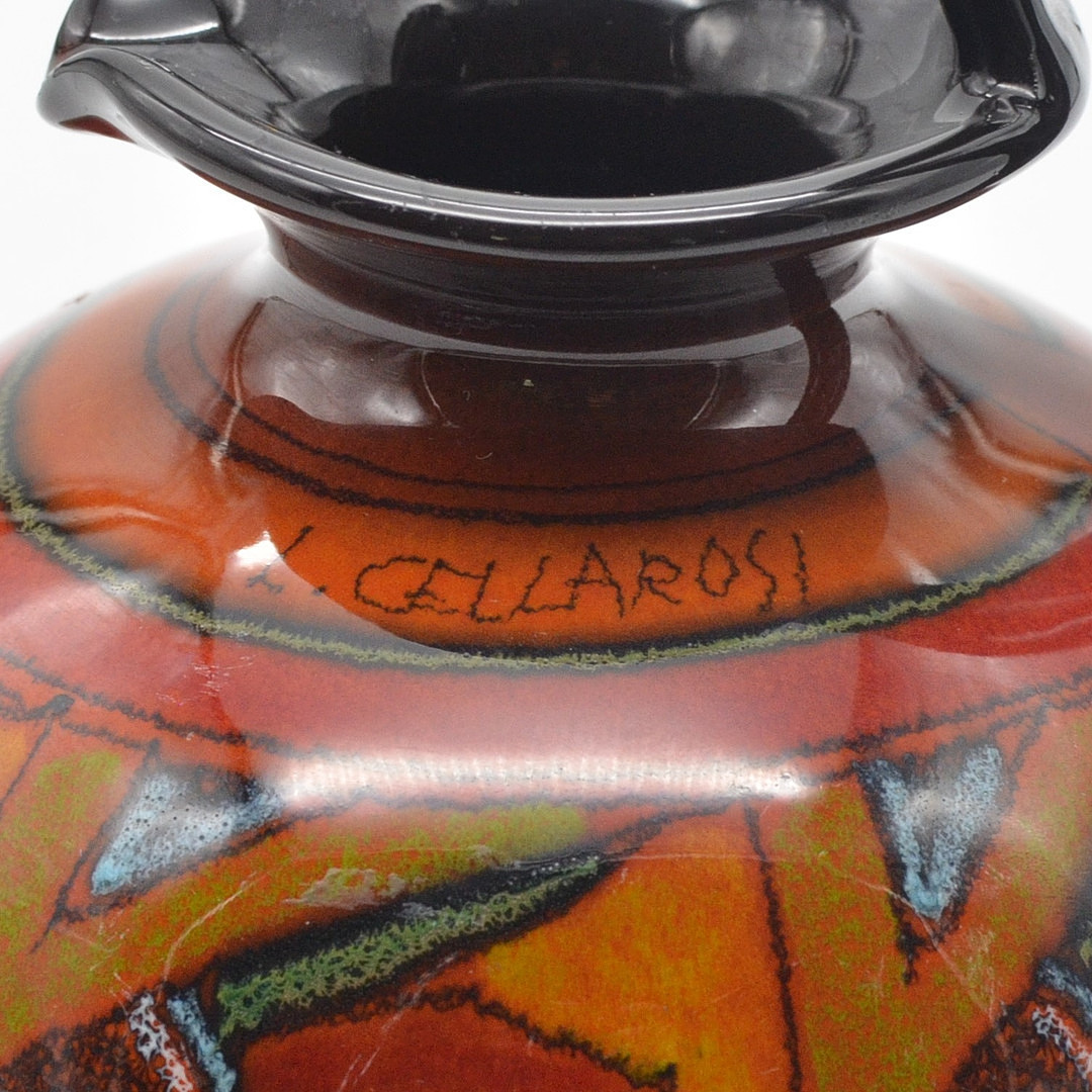 LIBERO CELLAROSI. DESIGNER KARAFFE, KERAMIK, DOPPELT SIGNIERT, ITALIEN, UM 1970ER.