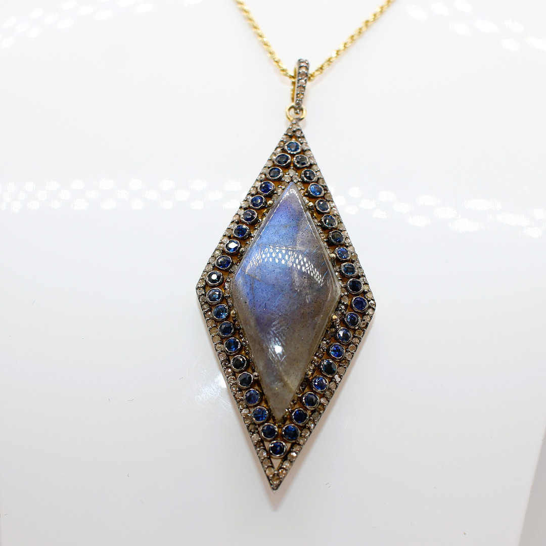 LARGE LABRADORITE & DIAMOND & SAPPHIRE PENDANT NECKLACE.
