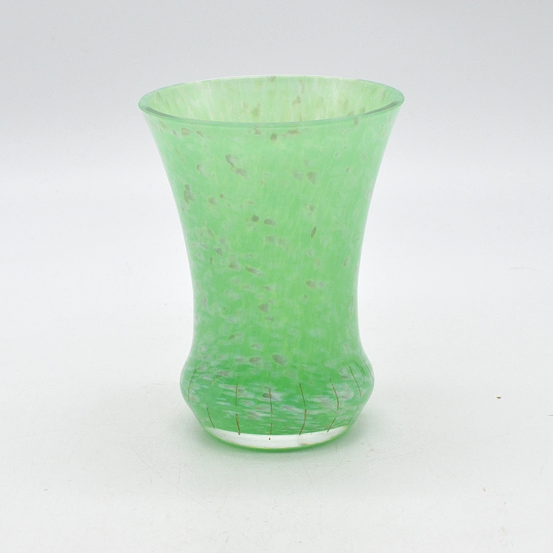 DESIGNER GLAS, GLAS, MARMORIERT, KELCHFORM, MITTE 20. JAHRHUNDERTS.
