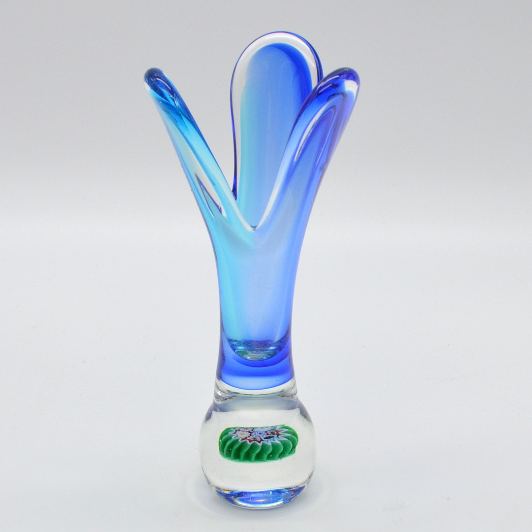 MURANO GLAS VASE, MEHRFACHES STUDIOGLAS, SOMMERSO UND MILLEFIORI, ITALIEN, UM 1970ER.