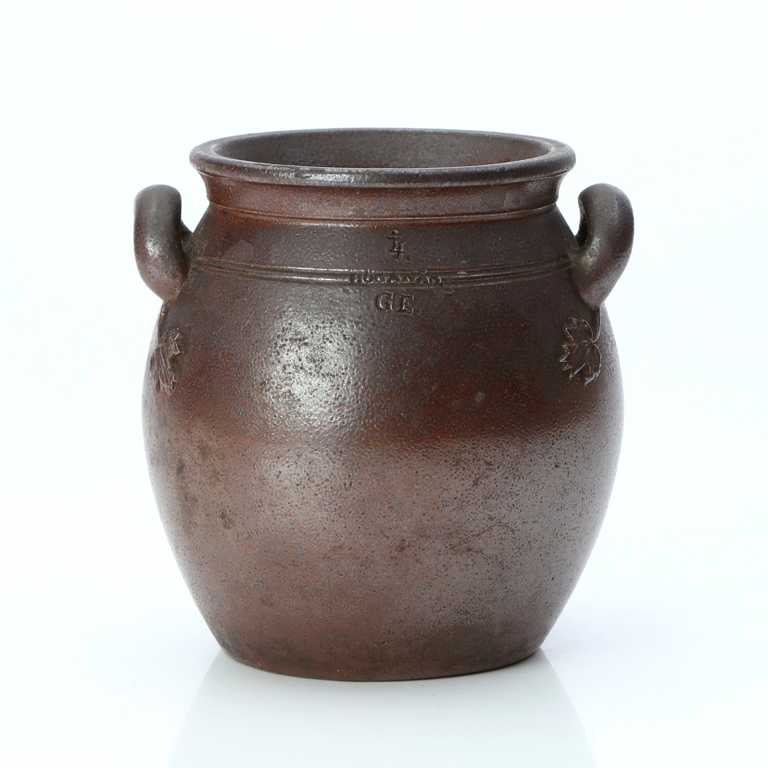 KRUS, HÖGANÄS. Saltglaserat stengods. 1/4 kanna. 1800-tal.
