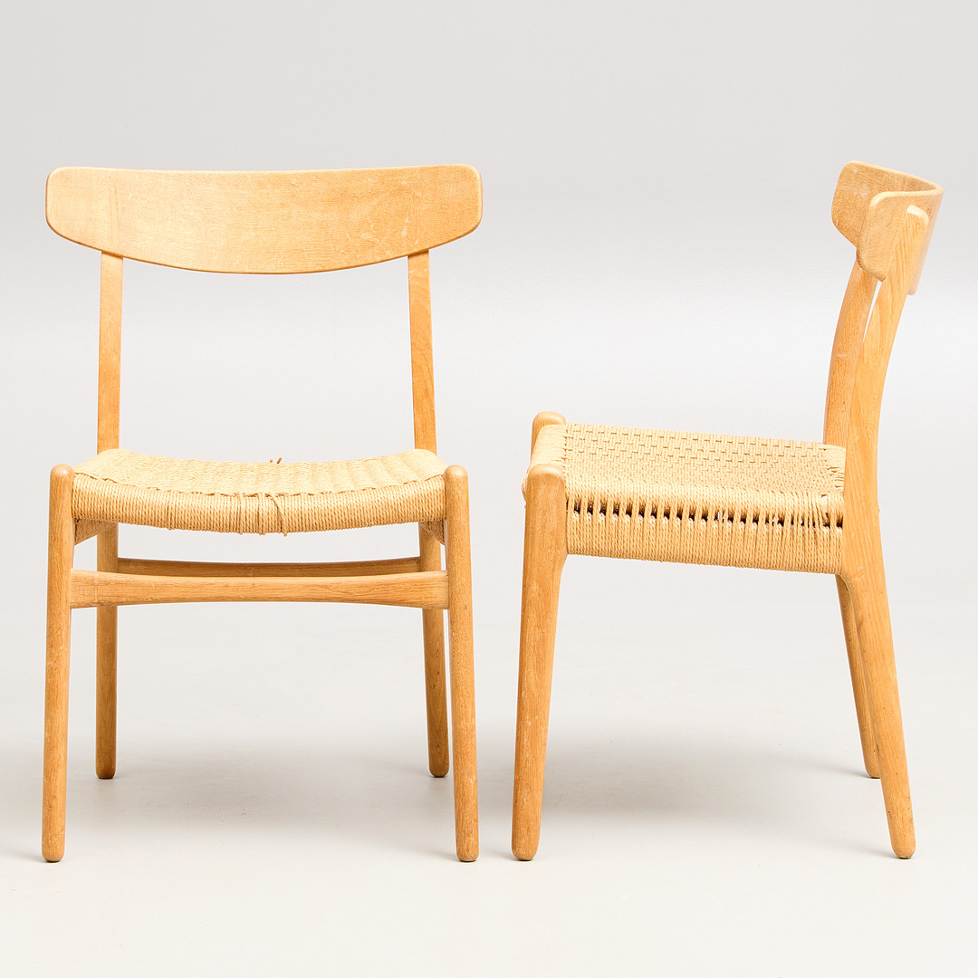 HANS J WEGNER. "CH23", ett par, Carl Hansen & Son, Odense, Danmark.