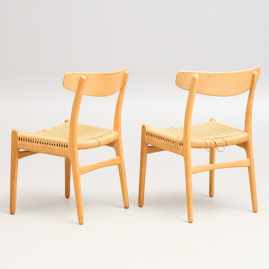 HANS J WEGNER. "CH23", ett par, Carl Hansen & Son, Odense, Danmark.