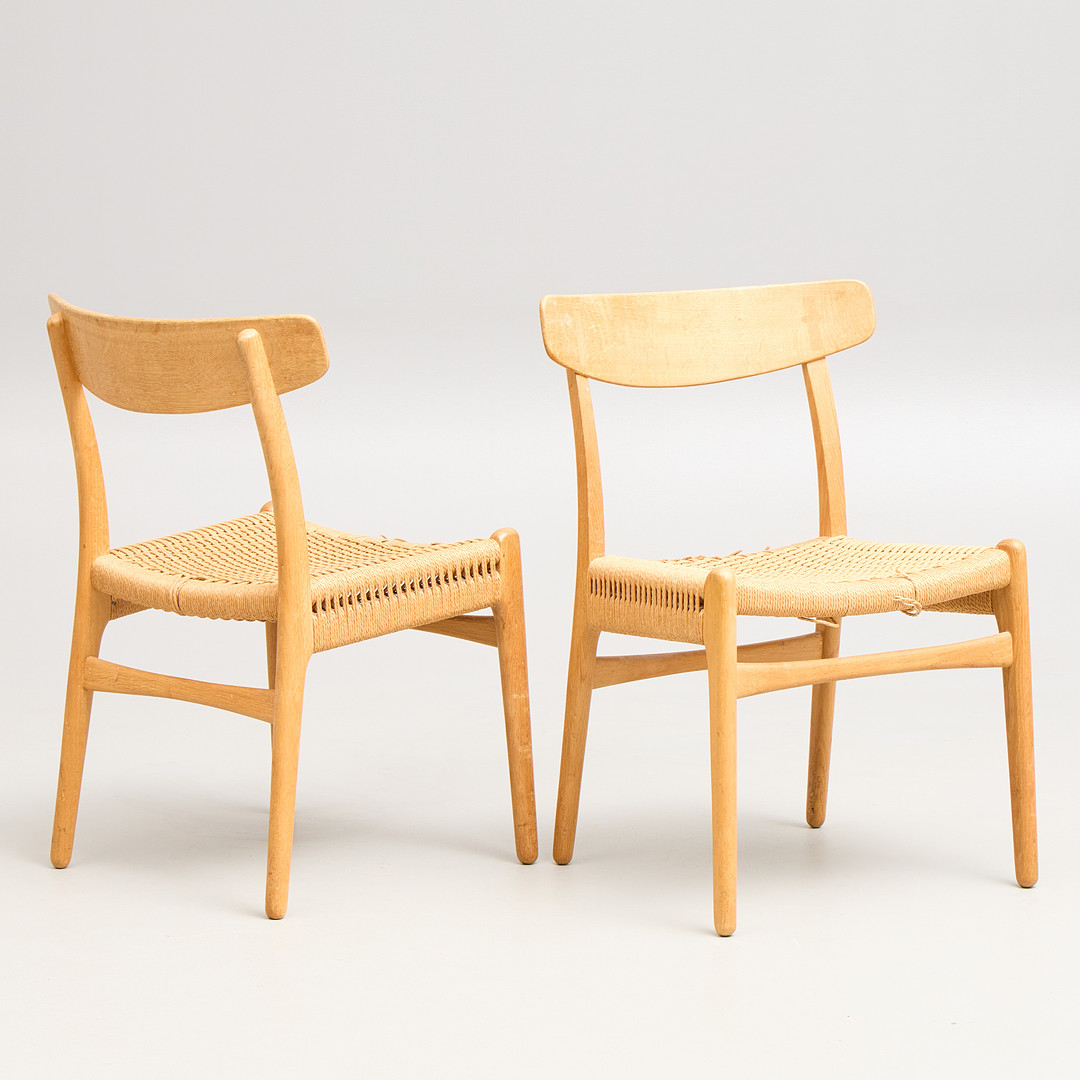 HANS J WEGNER. "CH23", ett par, Carl Hansen & Son, Odense, Danmark.