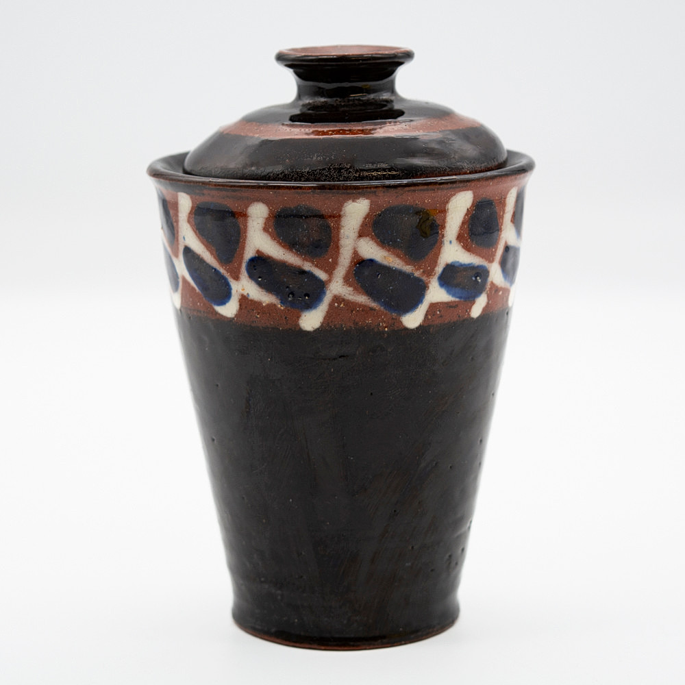 KÜNSTLER KERAMIK DECKELPOKAL, VINTAGE, UNLESERLICH SIGNIERT,1963, HANDBEMALT.