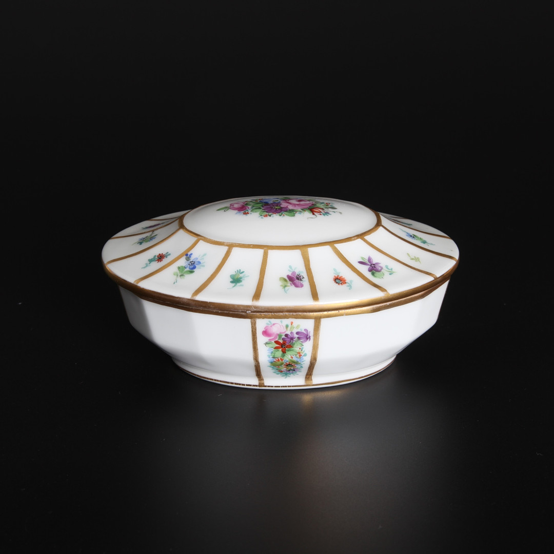 LOCKASK "Henriette", Royal Copenhagen, 1870-1890.