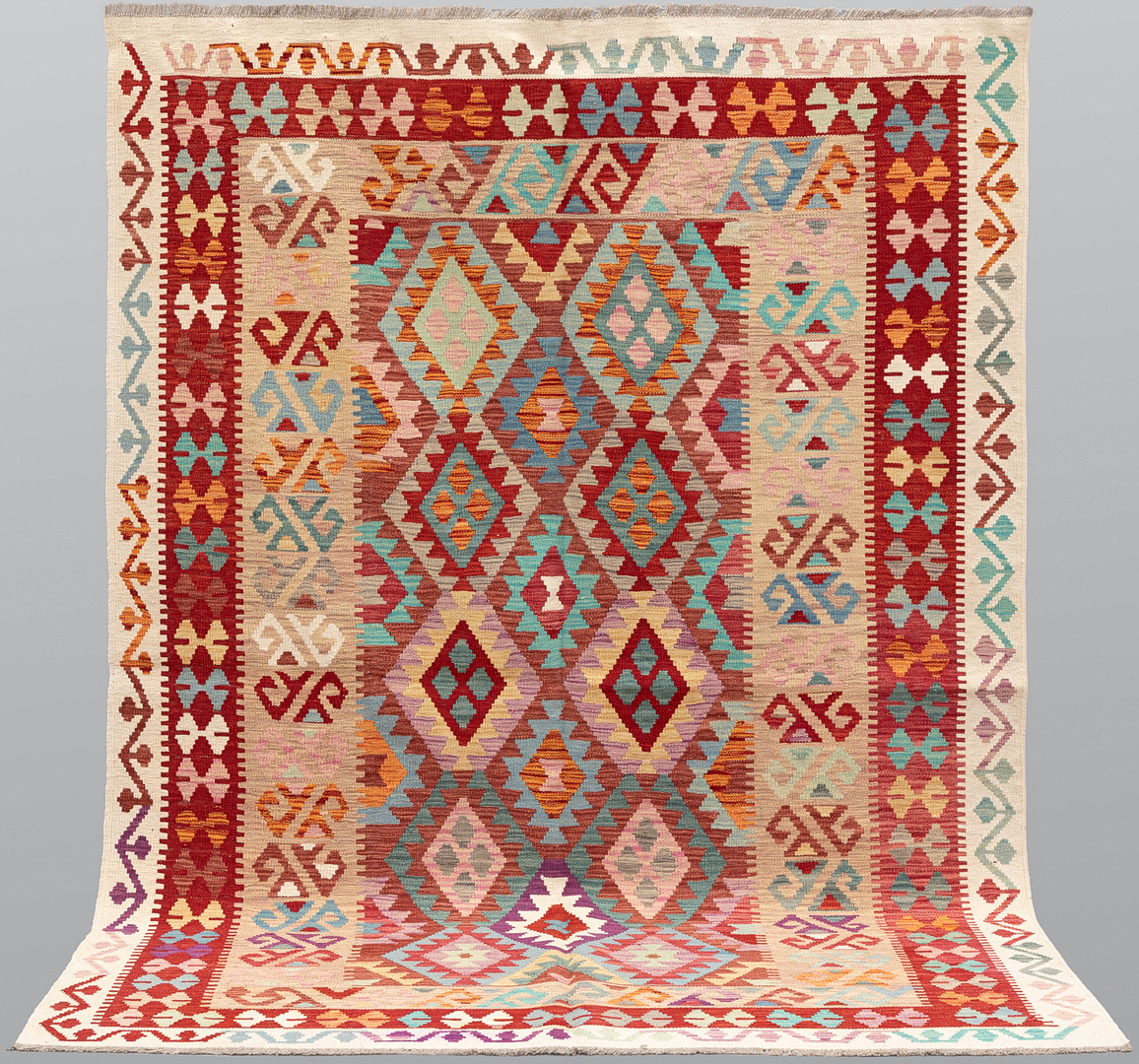 ORIENTMATTA. Kelim klassisk design, 250 x 169 cm.