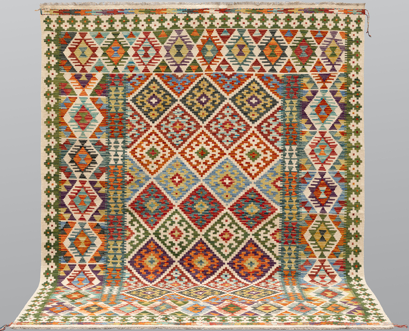 ORIENTMATTA. Kelim klassisk design, 248 x 201 cm.