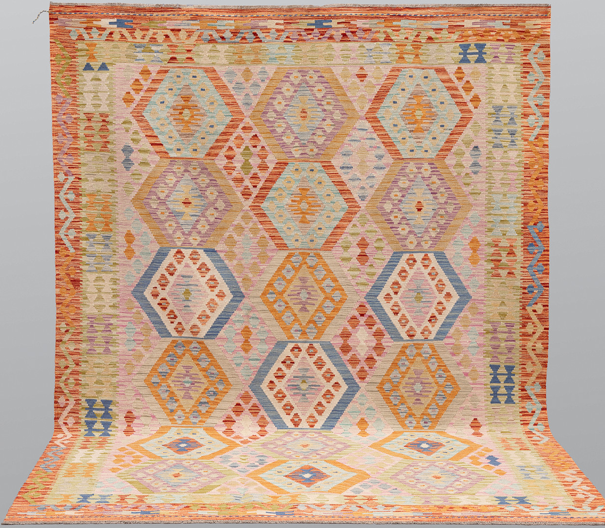 ORIENTMATTA. Kelim klassisk design, 300 x 206 cm.