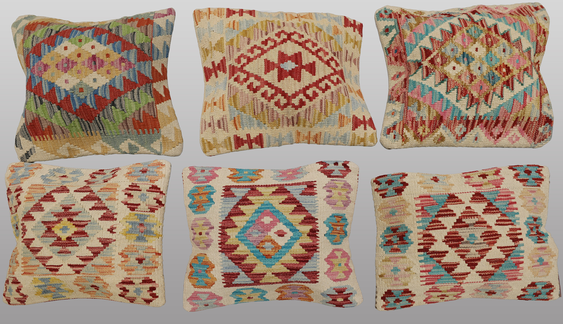 KUDDFODRAL. Parti kuddfodral, 6 st, anatoliska Kelim fragment, 45 x 45 cm.