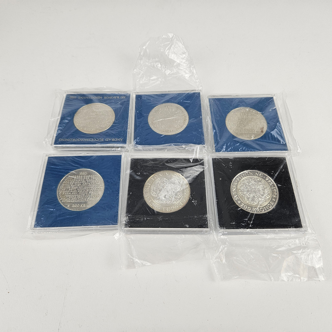MINNESMYNT, 6 st, silver, 200 kronor, Carl XVI Gustaf, Sverige.