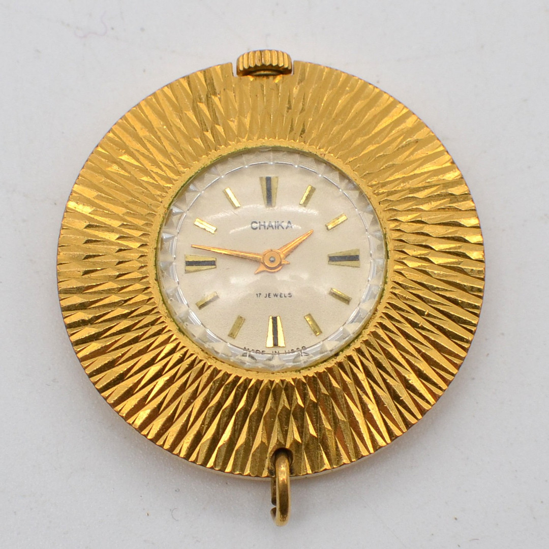 CHAIKA, UHR, 17 JEWELS, VERGOLDETES GEHÄUSE "AU5", STRUKTUROBERFLÄCHE, HANDAUFZUG, MADE IN USSR, UM 1980.
