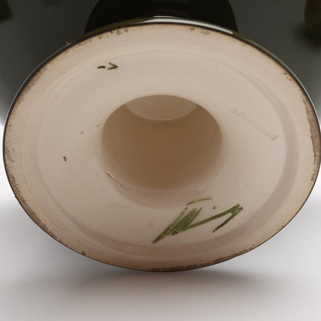 SKÅL, ASKFAT & VAS, GLASERAT LERGODS, MOORCROFT, ENGLAND, 1900-TALETS ANDRA HÄLFT.
