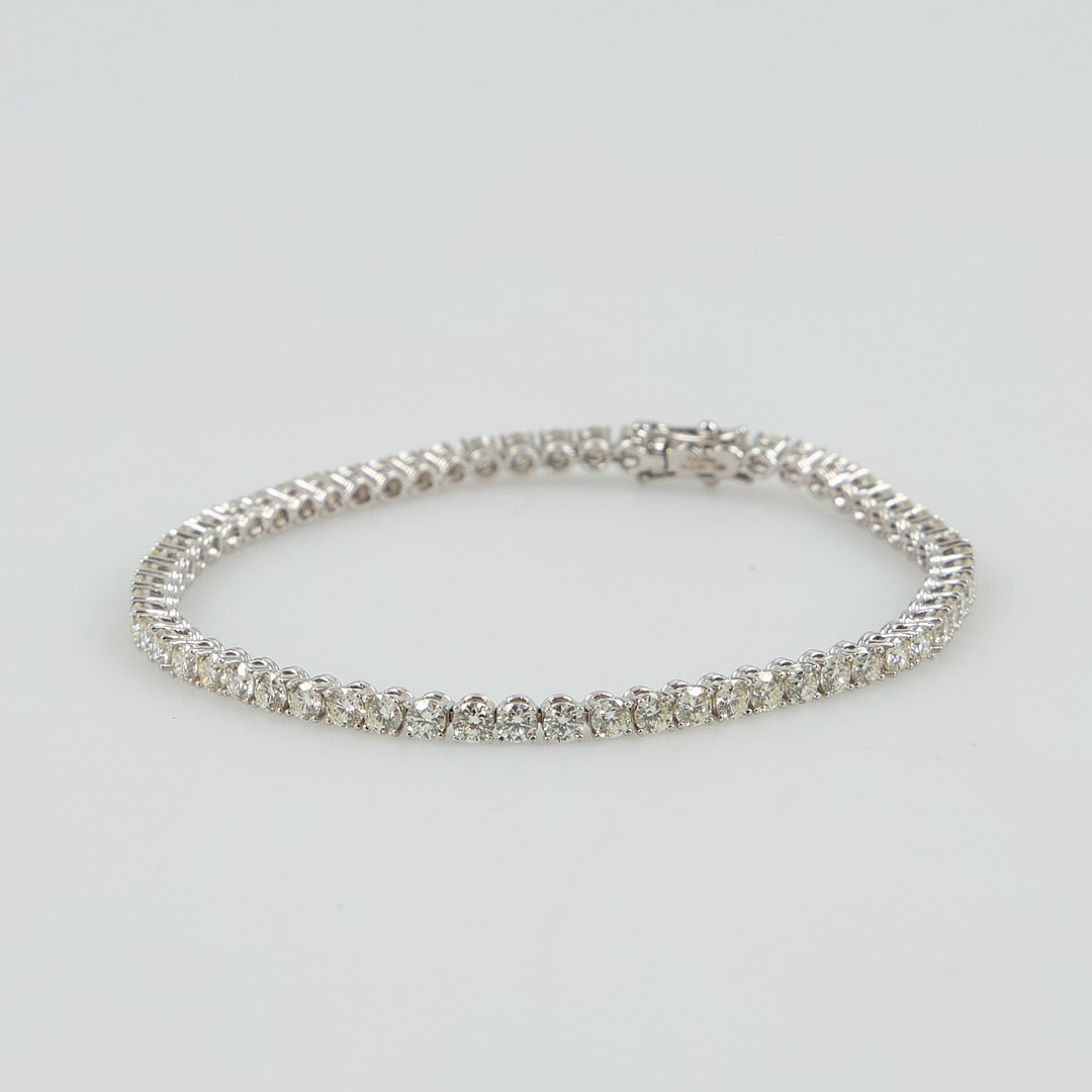 DIAMANTARMBAND, 18K vitguld, 5.00 ct.
