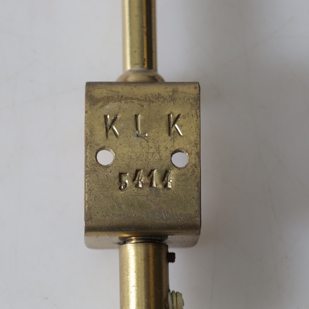 VÄGGLAMPA, mässing och plåt, 5414, KLK, 1900-tal.