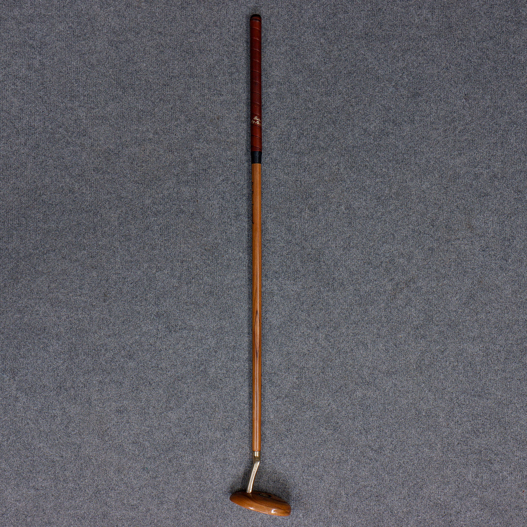 PAU FERRO IRONWOOD GOLF DESIGN USA, GOLFKLUBBA "PUTTER" WOOD, 1988 PGA CHAMPIONSHIP OAK TREE.