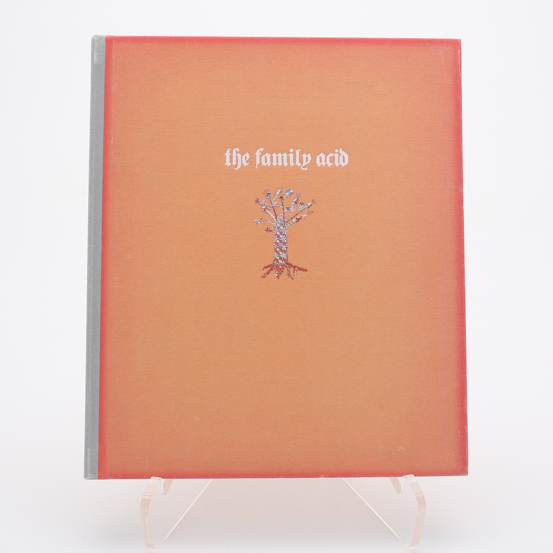 FOTO. DEN AMERIKANSKE FOTOGRAFEN ROGER STEFFENS "THE FAMILY ACID" I BEGRÄNSAD FÖRSTA UPPLAGAN, 2015.