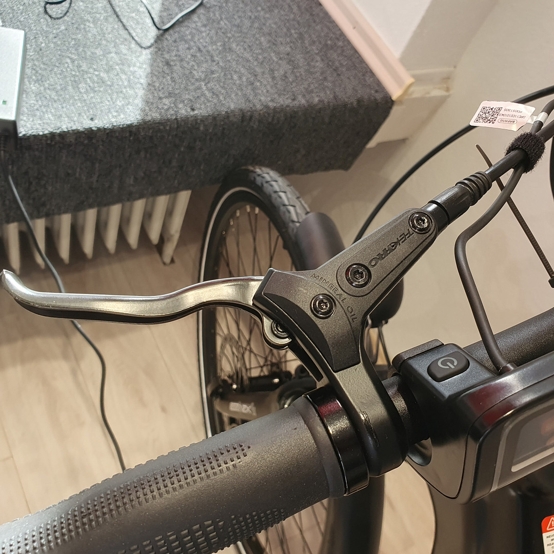 GRUNDIG GCB-1 E-Bike Schwarz, Shimano 9-Gang.
