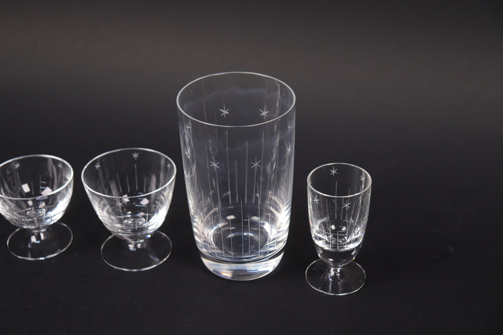 GLASSERVIS, 34 delar.