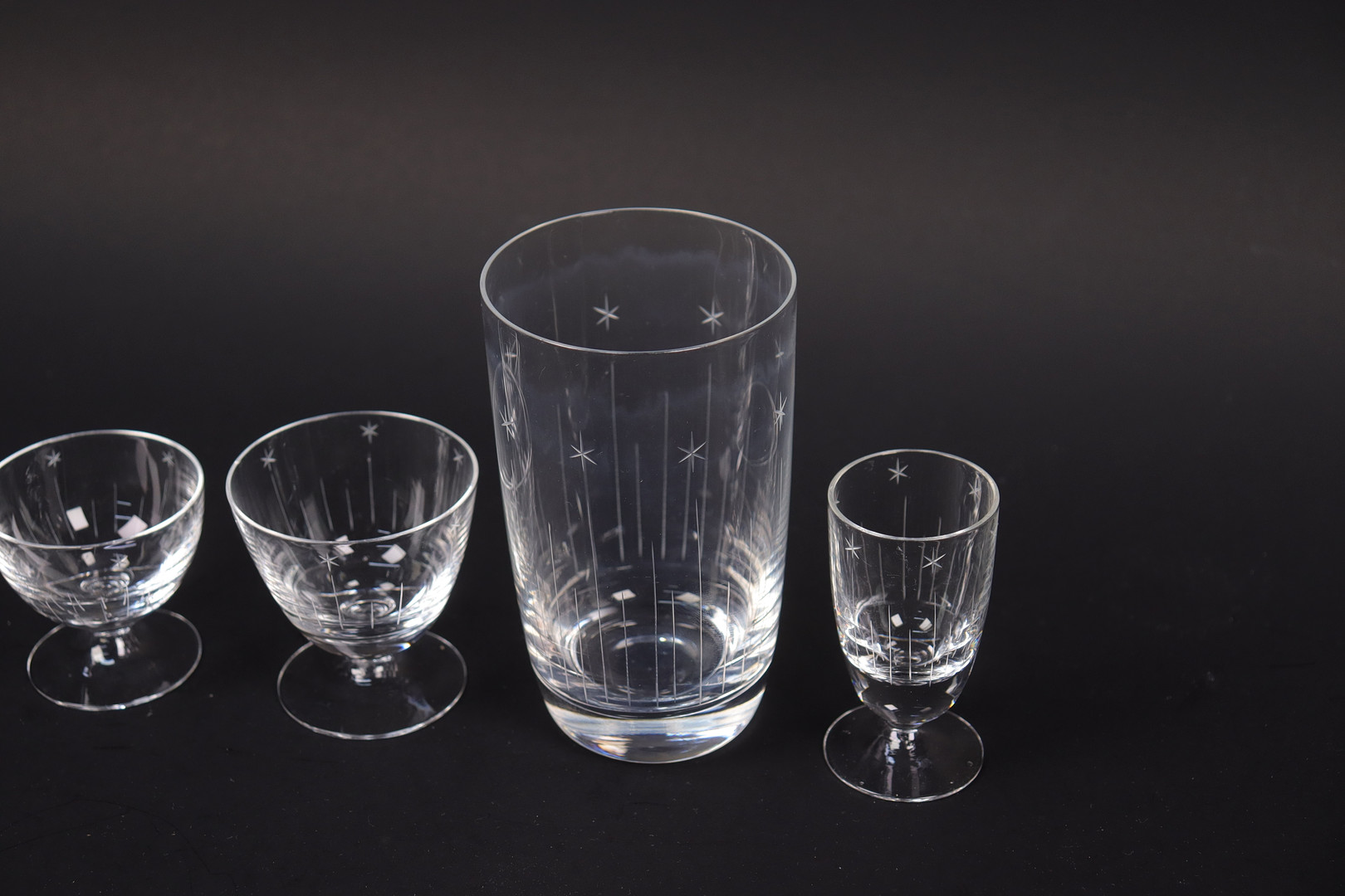 GLASSERVIS, 34 delar.
