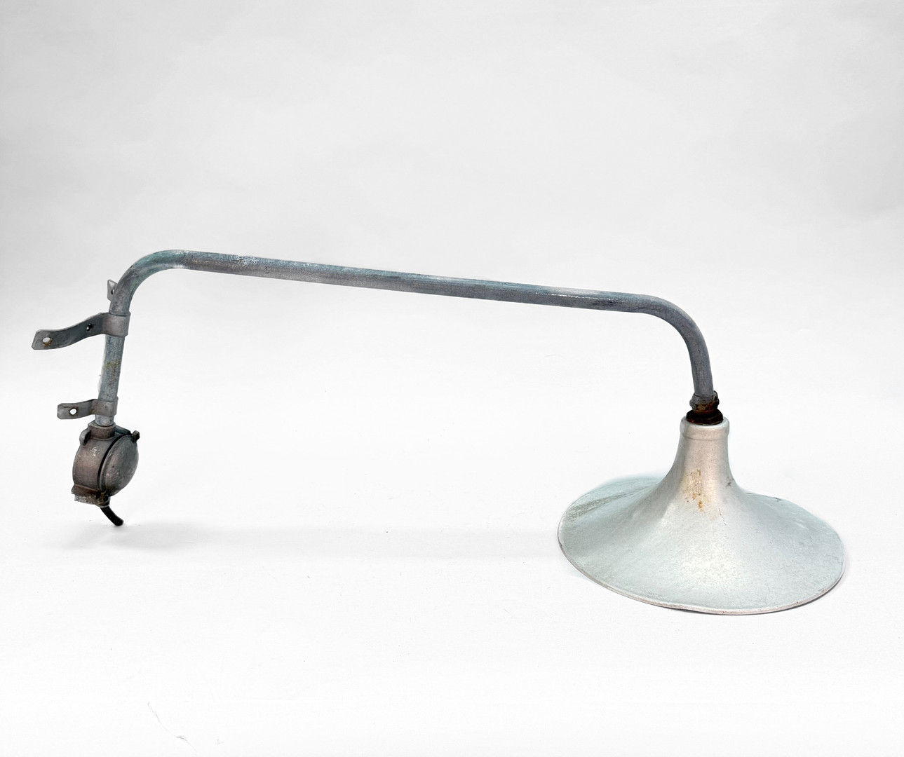 GÅRDSLAMPA / STALLAMPA - Utomhusbelysning, 1900 talets början.