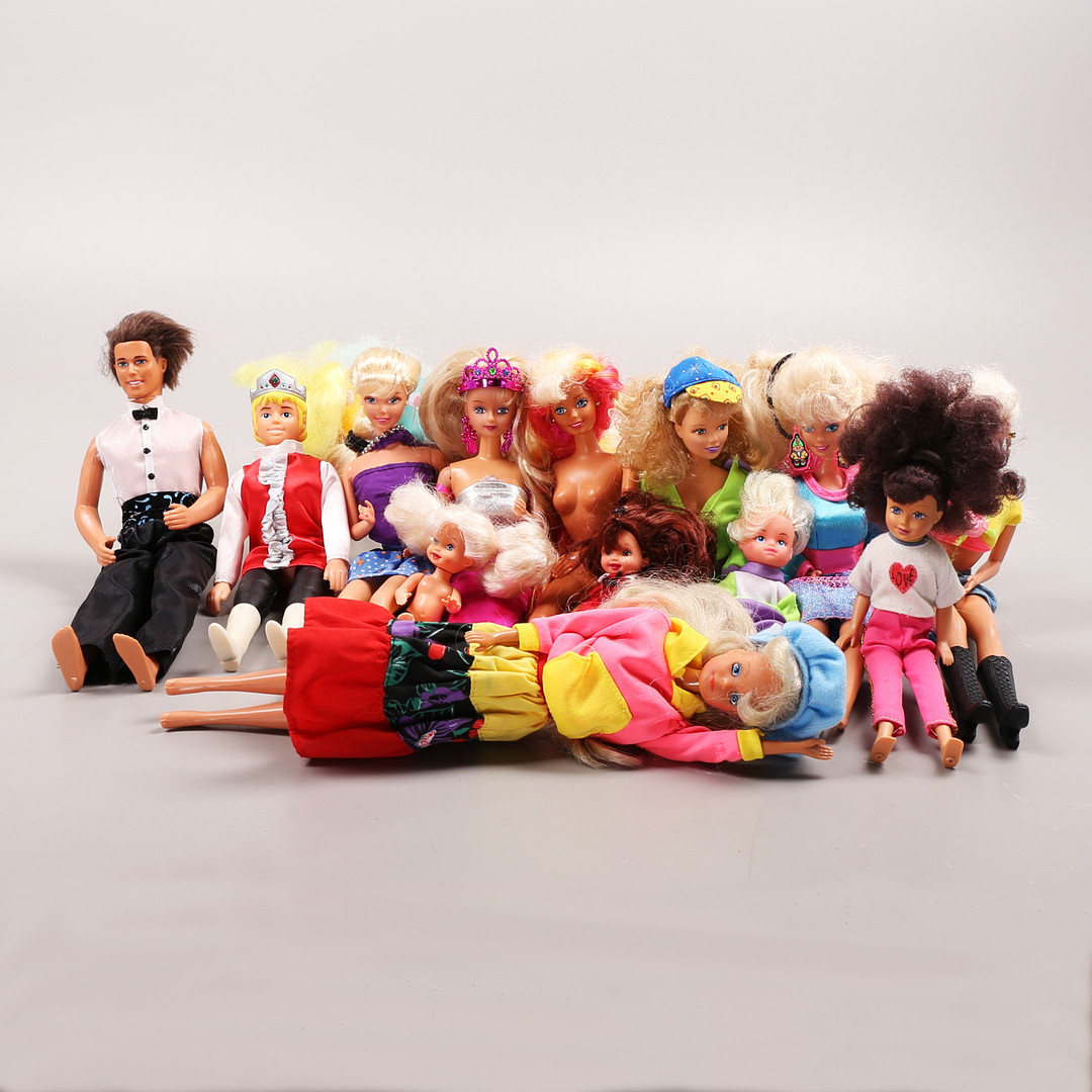 BARBIEDOCKOR OCH MY LITTLE PONY, 18 st, bla Mattel, 1900-talets andra hälft.