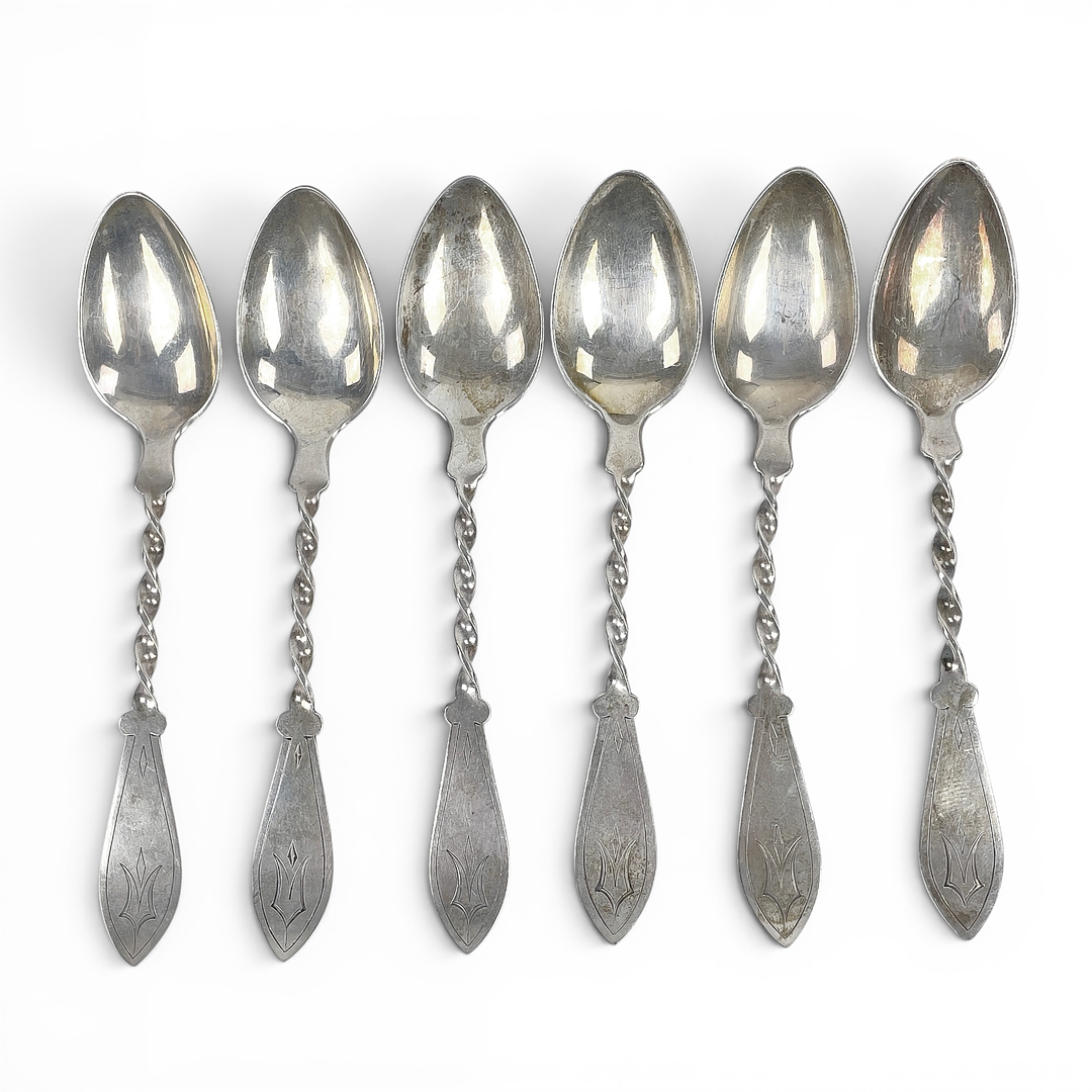 TESKEDAR, 6 st. Silver, s.k. Jämtlandsskedar, 1899.
