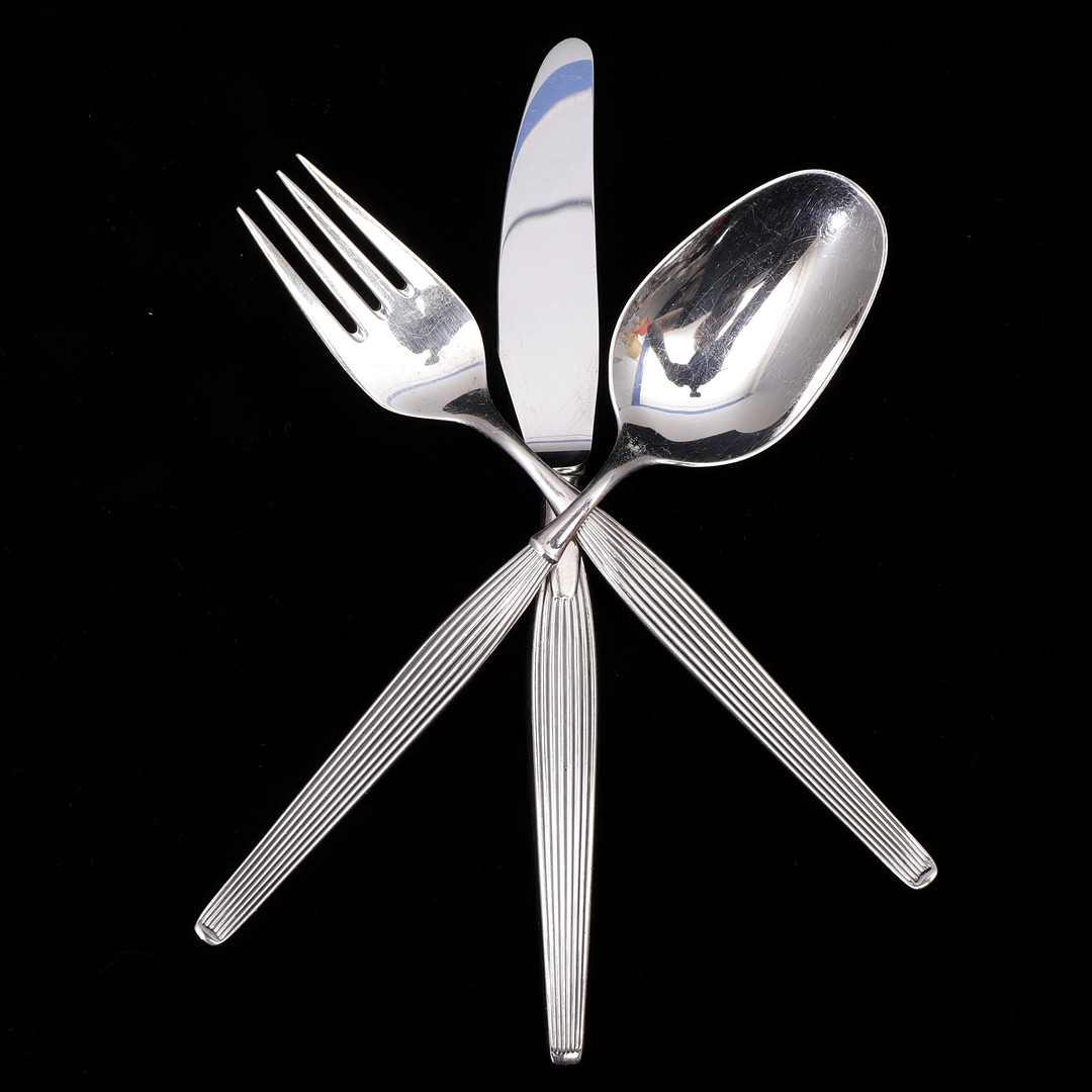 HENNING SEIDELIN. Bestickuppsättning, 36 delar, nysilver, Savoy, Frigast, Danmark.