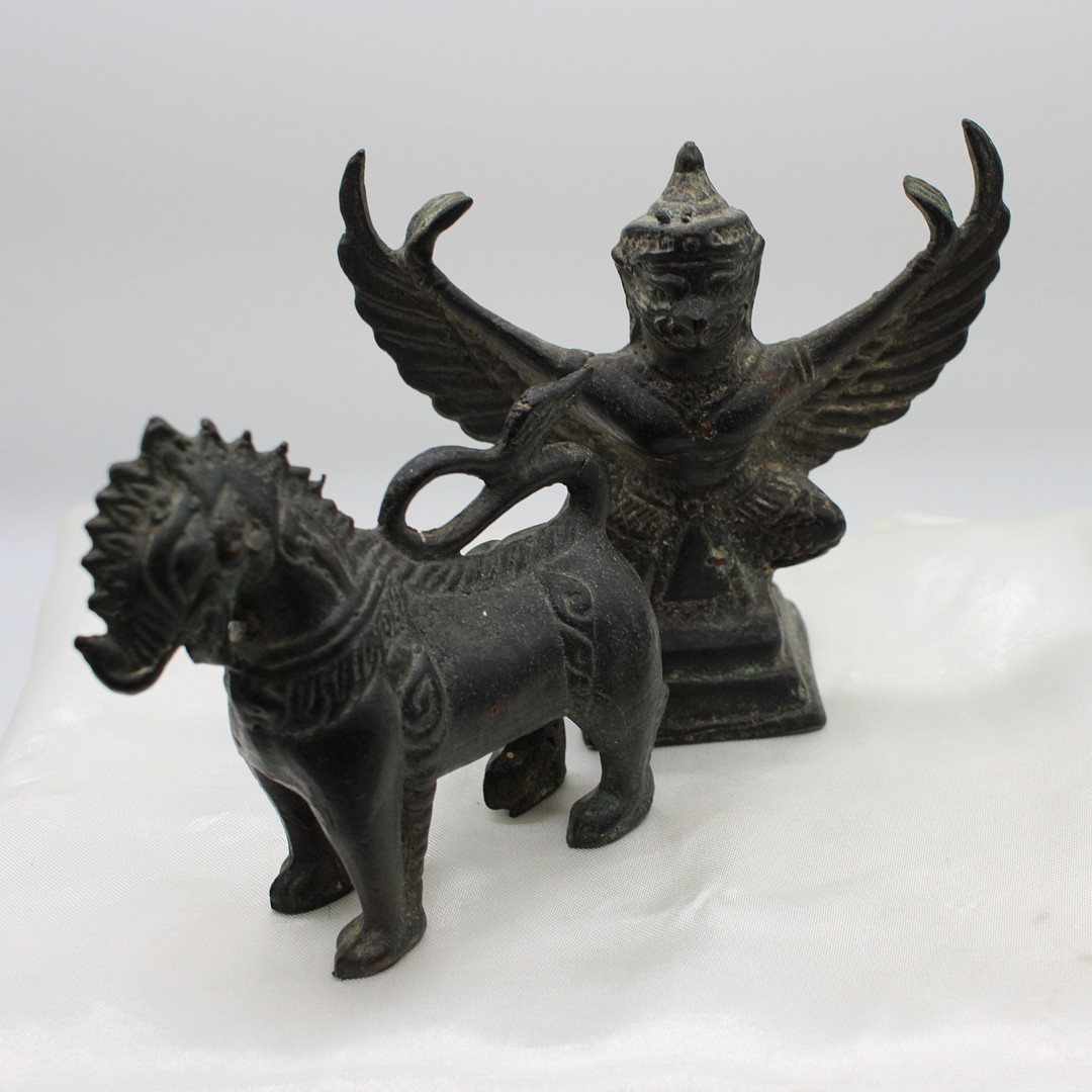 PAIR OF VINTAGE THAI BRONZE SCULPTURES.