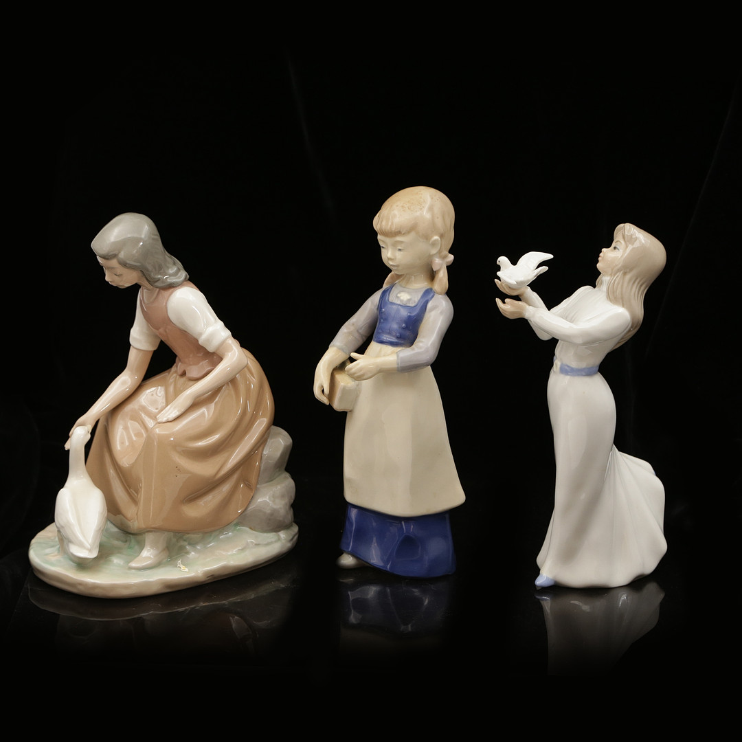 3 FIGURINER I PORSLIN, SPANIEN MM, 1900-TAL.