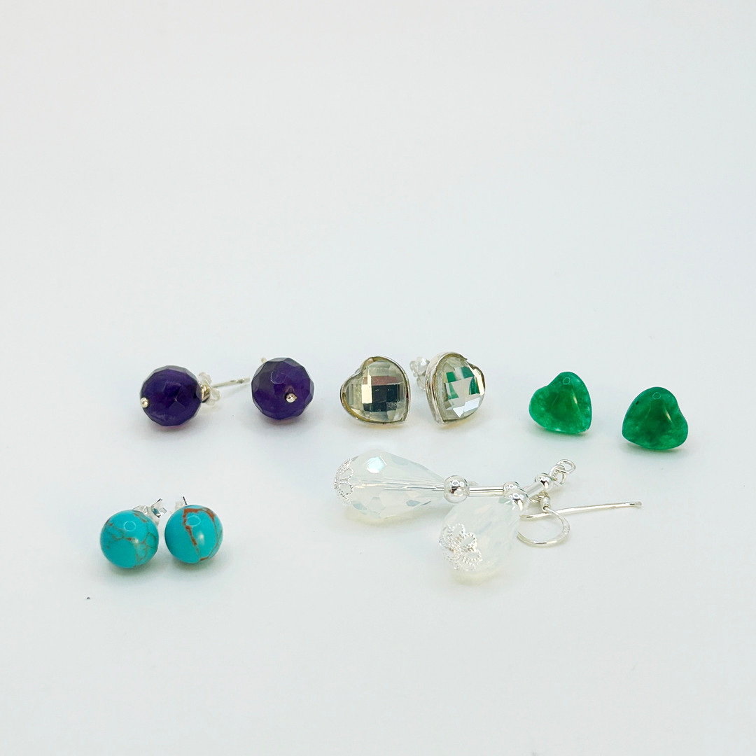 SILVER STONE SET EARRINGS GROUP.