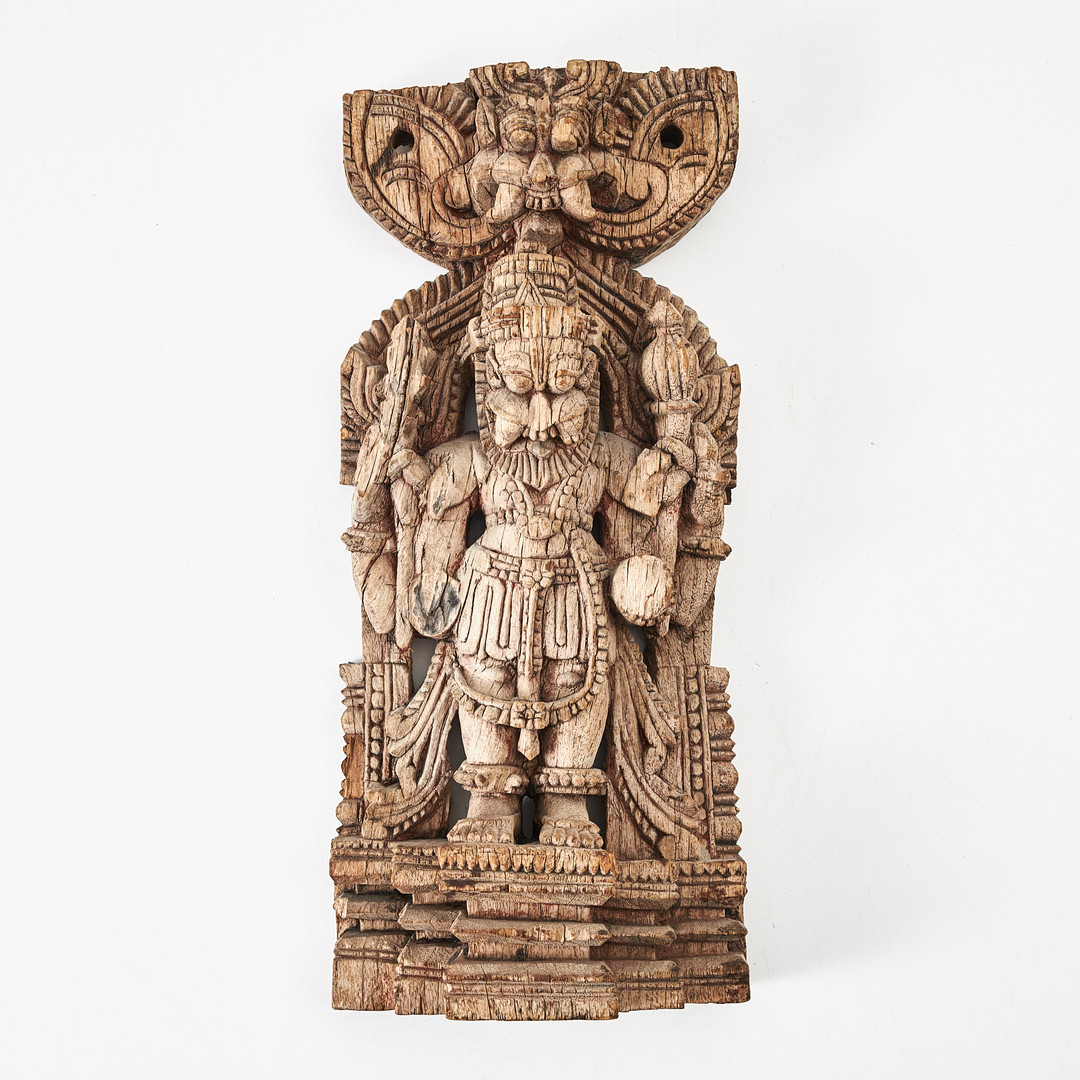 SKULPTUR/RELIEF, s.k. "steele", sannolikt Indonesien, 18-/1900-tal eller tidigare, skuret trä.