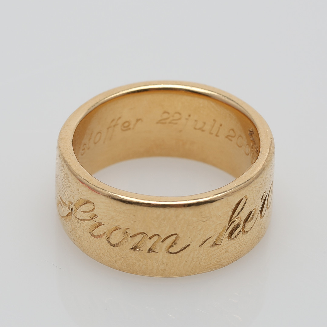 EFVA ATTLING. "From here to eternity", ring, guld 18K, Stockholm 2006.
