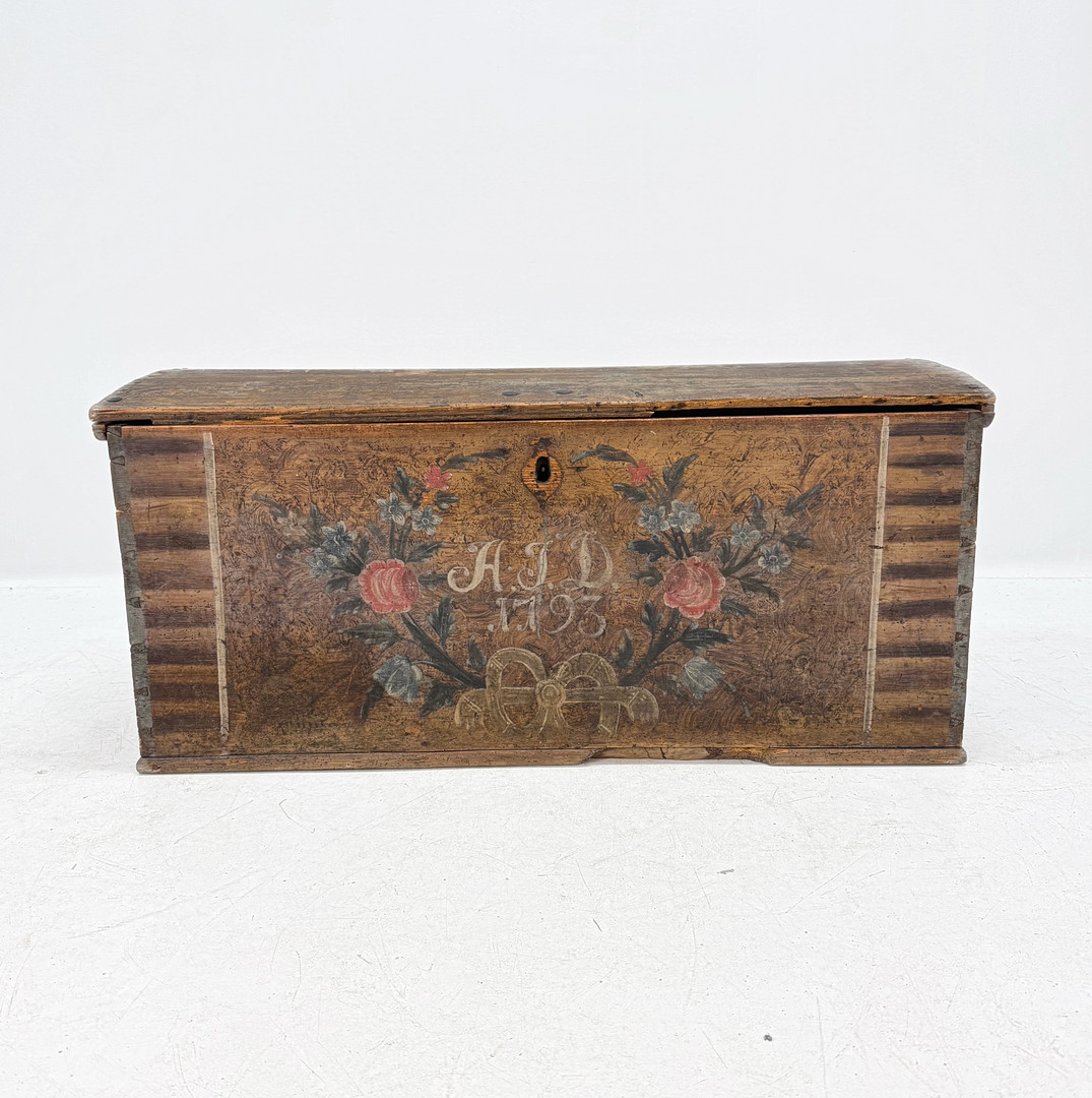 KISTA allmoge med lås, märkt A.J.D, daterad 1793.