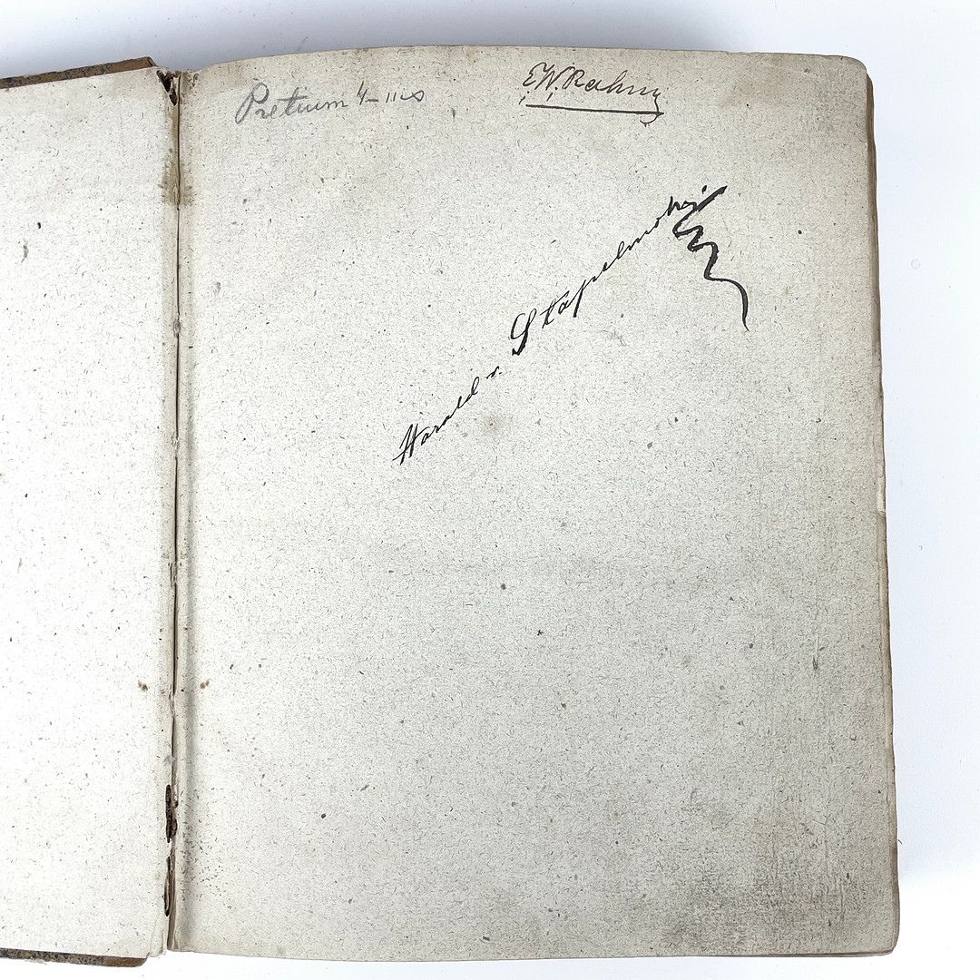 BOK, "Swensk Ordbok, med Latinsk uttolkning", Abraham Sahlstedt, tryckt hos Carl Stolpe, 1773.