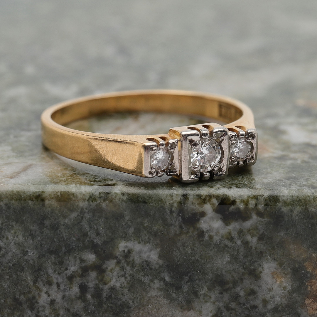 RING, 18k guld, med diamanter, Stigbert, Heribert Engelbert AB, 1962, totalvikt ca 3,04g.