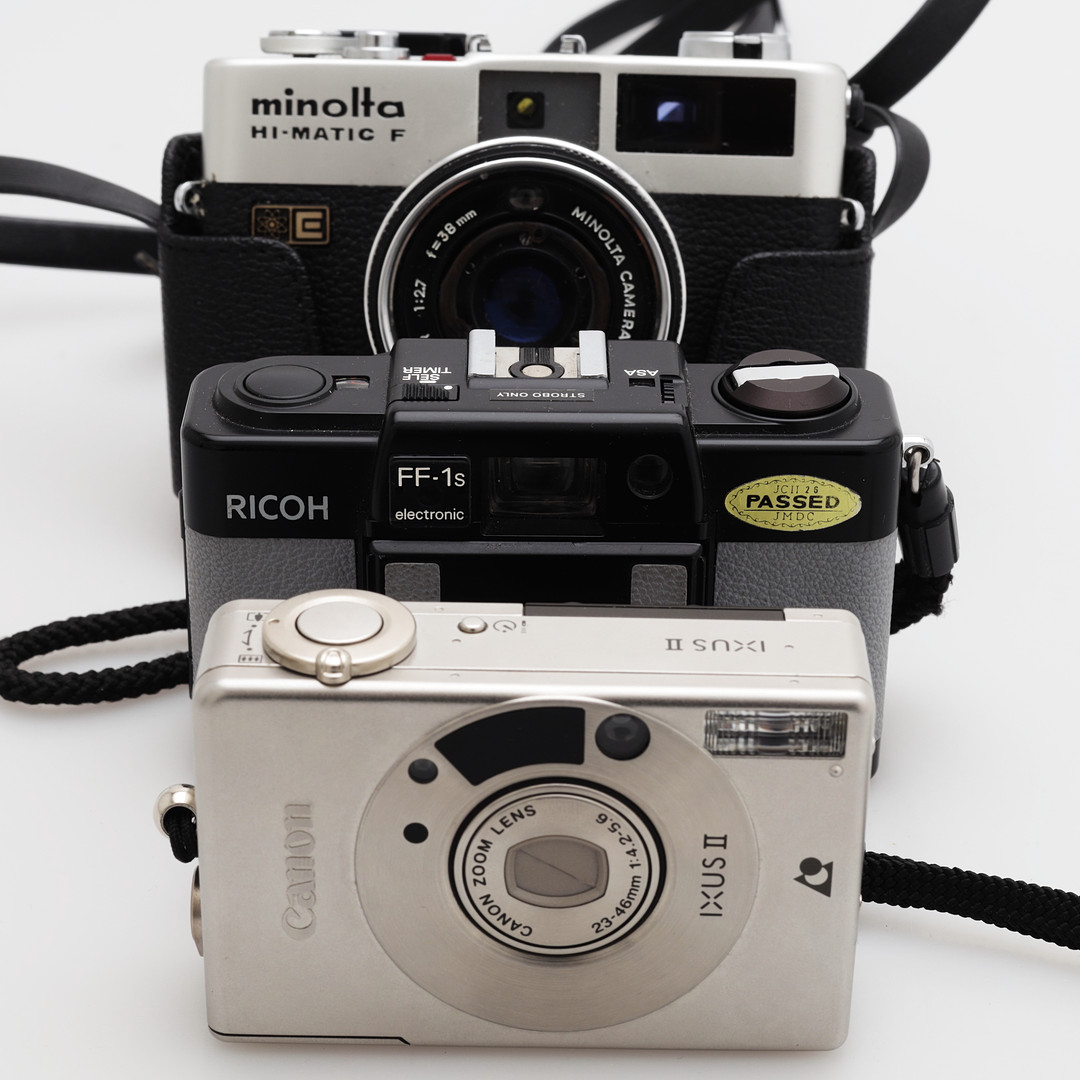 KAMEROR, 3 st, Canon, Minolta, Ricoh, 1900/2000-tal.