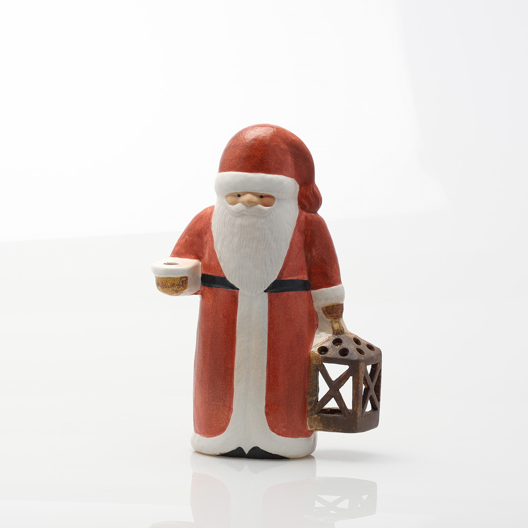 LISA LARSON. Skulptur / Figurin, tomte med lykta, stengods, signerad Lisa L. K-Studion Gustavsberg Sweden.